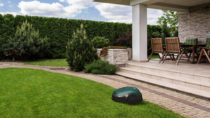 Robomow RT 700 Robotic Lawn Mower, Green