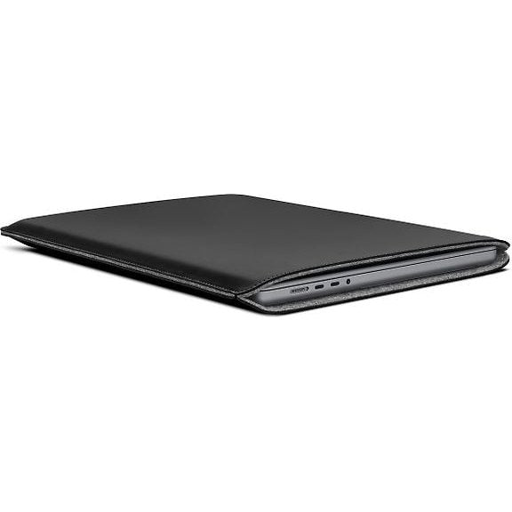Woolnut Coated Sleeve - Protective Sleeve for 16" MacBook Pro, Black