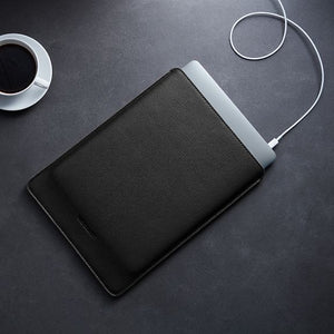 Woolnut Leather Sleeve for 13-inch MacBook Pro & Air, Black