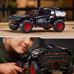 LEGO Technic 42160 - Audi RS Q e-tron