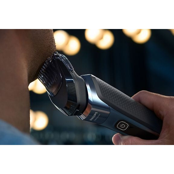 Philips Shaver Series 7000 S7882/55 Electric Shaver with Cleaning Station