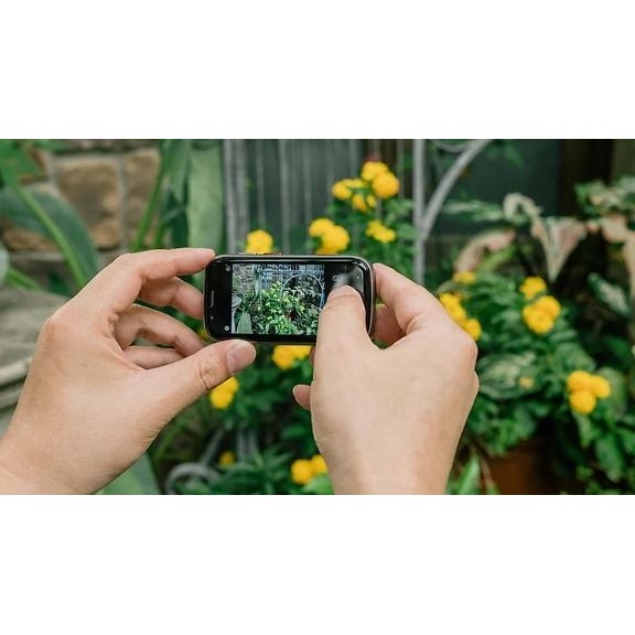 Unihertz Jelly 2E compact smartphone