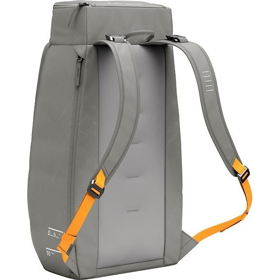 Db Hugger Backpack 30L, Sand Grey