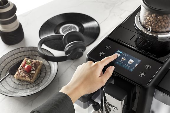 DeLonghi Rivelia EXAM440.55.B Automatic Espresso Machine, Black