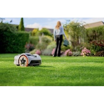 Segway Navimow Robotic Lawn Mower i105