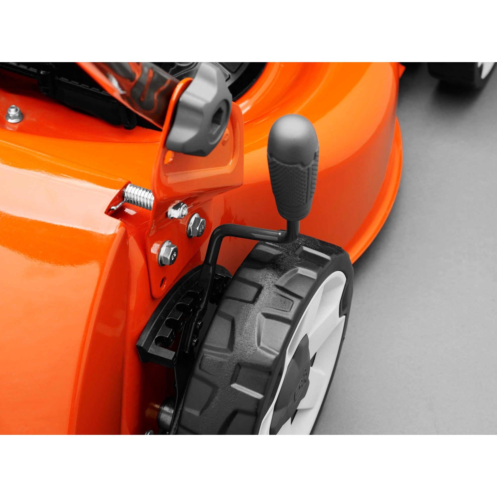 Husqvarna LC141C Electric Lawn Mower