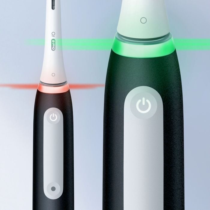 Oral-B iO Series 3 Matt Black Electric Toothbrush