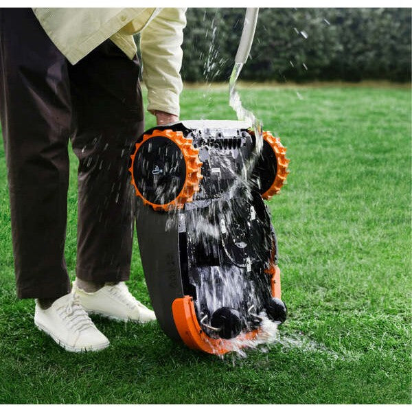 Segway Navimow H800e+VF Robotic lawn mower, Black