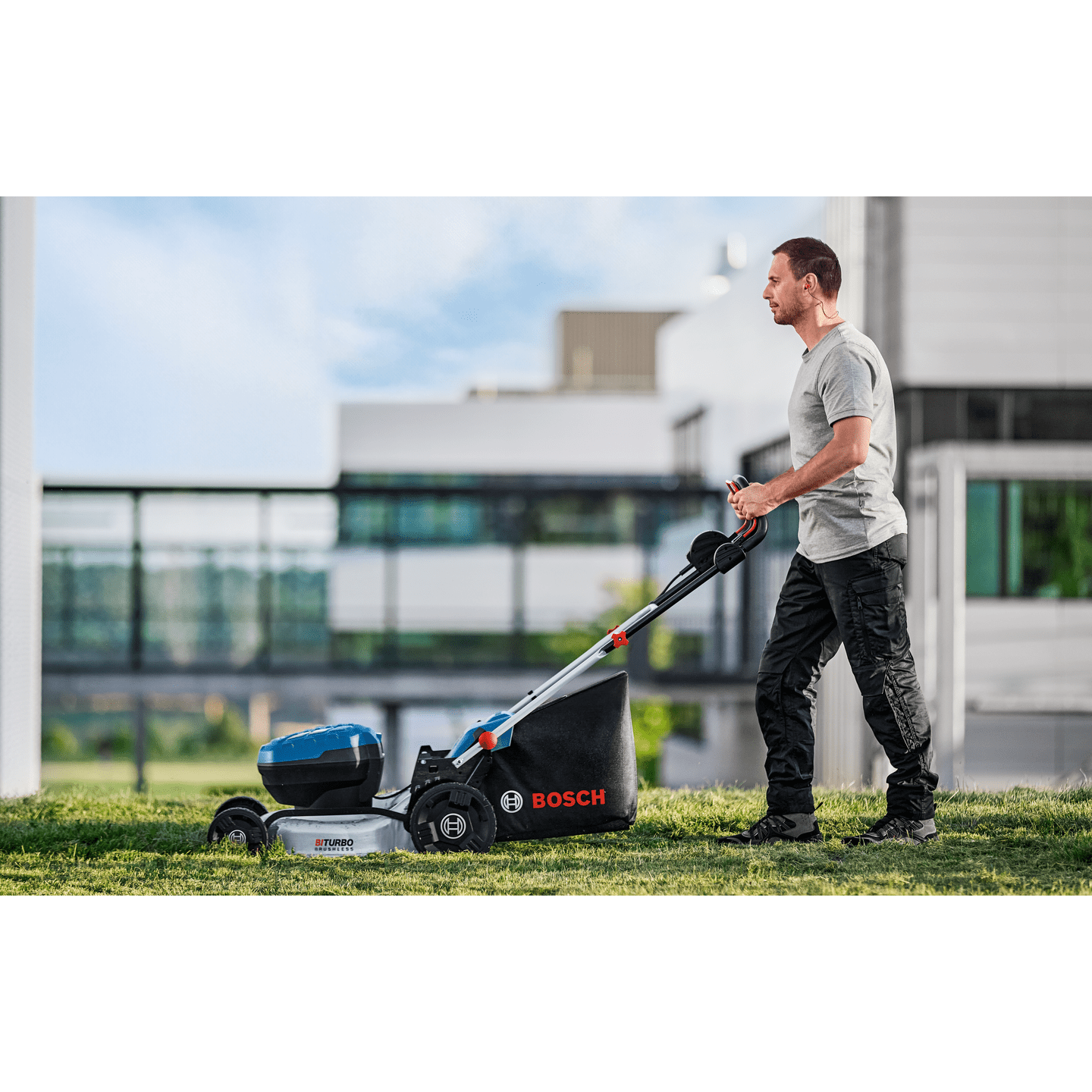 Bosch Cordless Lawn Mower GRA 18V2-46 Solo