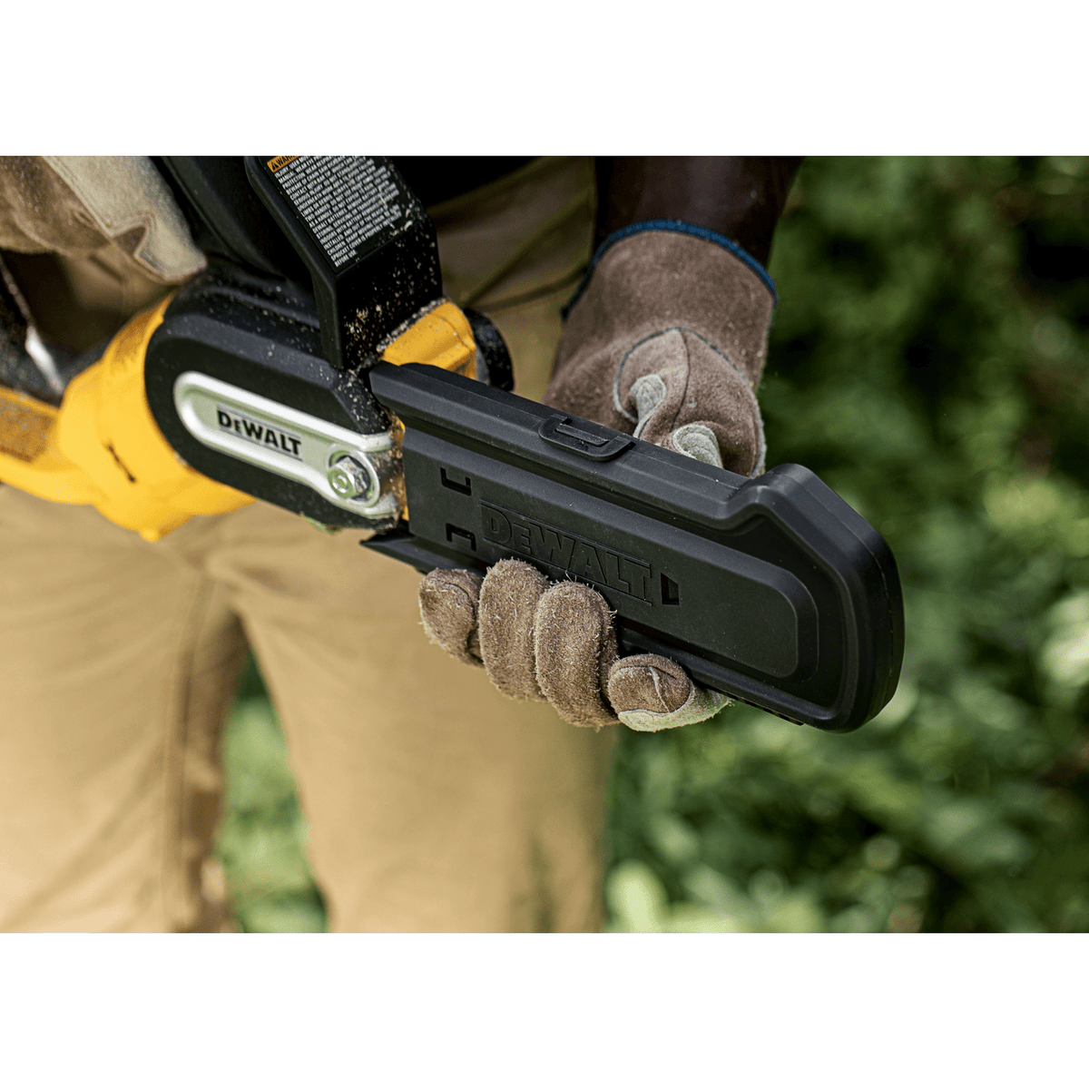 DeWalt DCMPS520N 18V XR Cordless Pruning Chainsaw, 20 cm