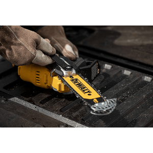 DeWalt DCMPS520N 18V XR Cordless Pruning Chainsaw, 20 cm