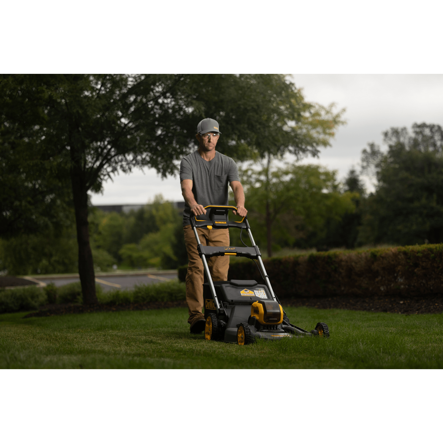 DeWalt DCMWP500N 54V XR FLEXVOLT 53cm Cordless Push Lawn Mower, Body Only