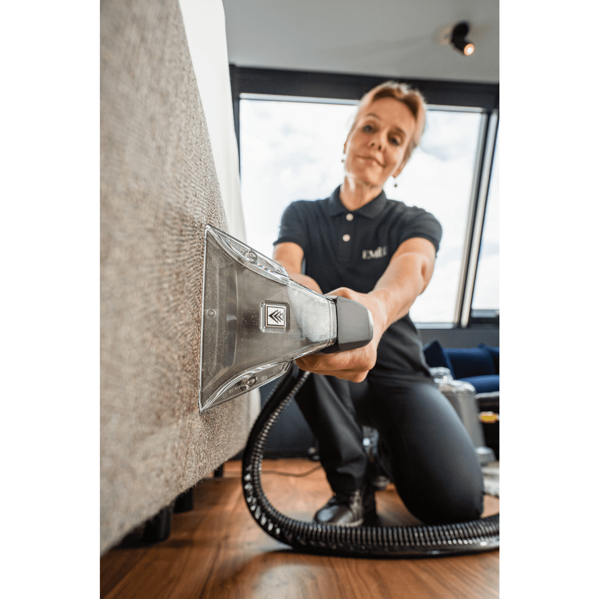 Kärcher Professional Puzzi 8/1 Spray Extraction Cleaner, 1200 W