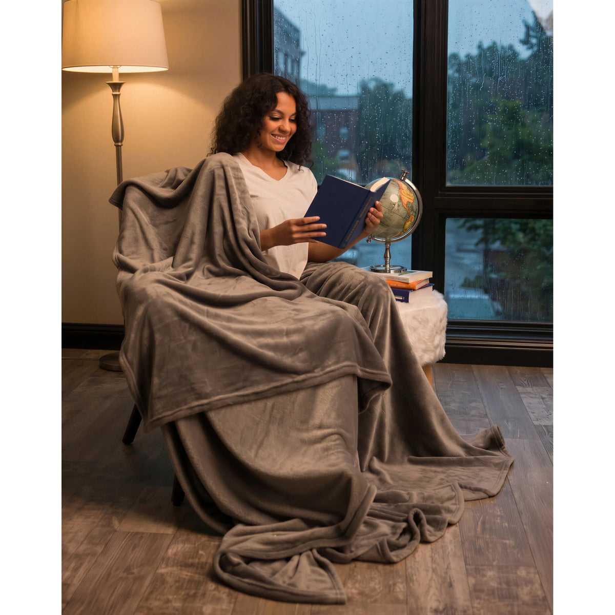The Comfy Dream Big Blanket, Grey