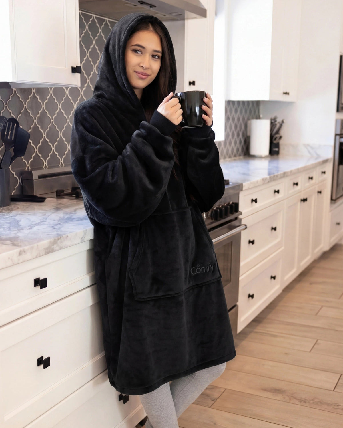 The Comfy Dream Wearable Blanket Hoodie, Black