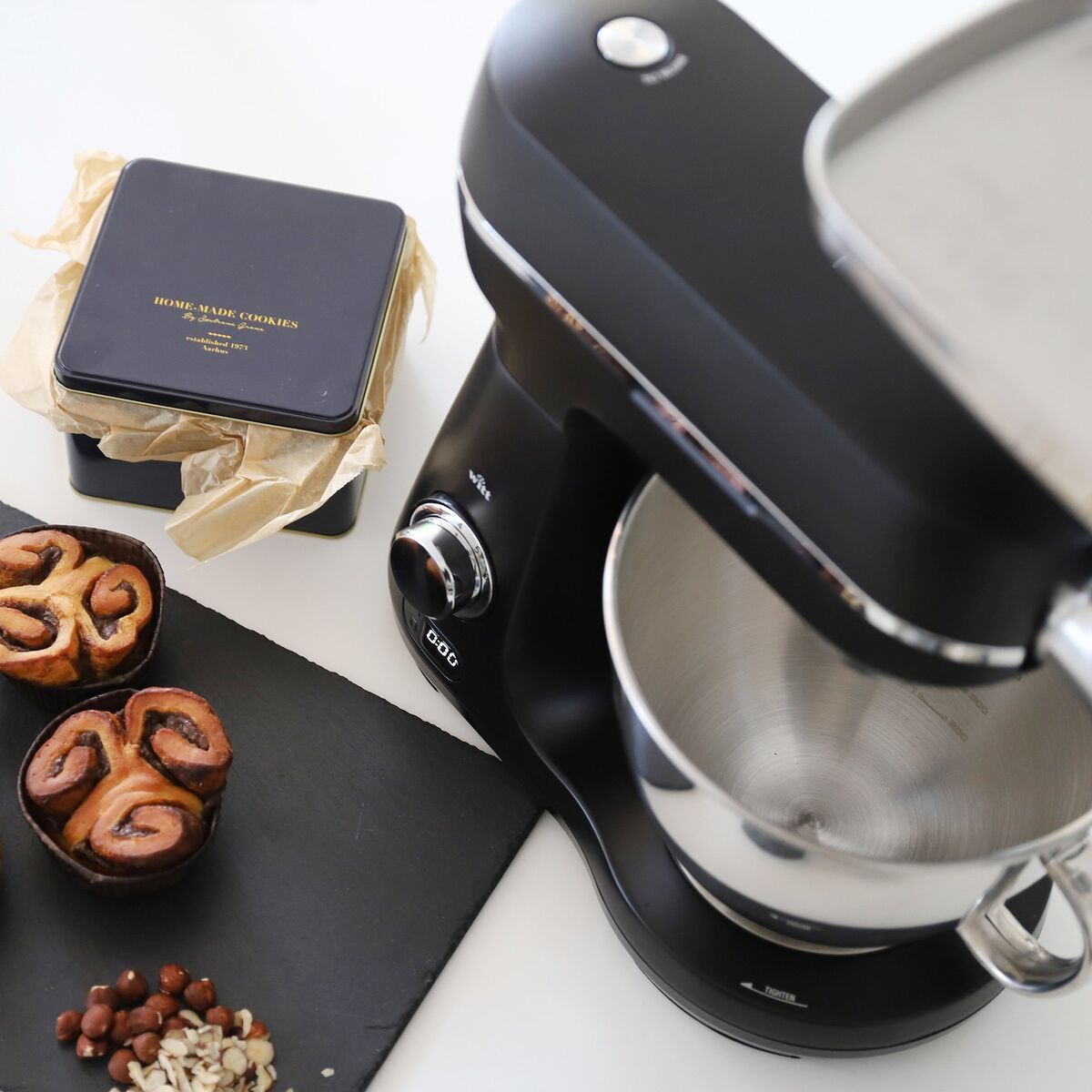 Witt Premium Stand Mixer Black