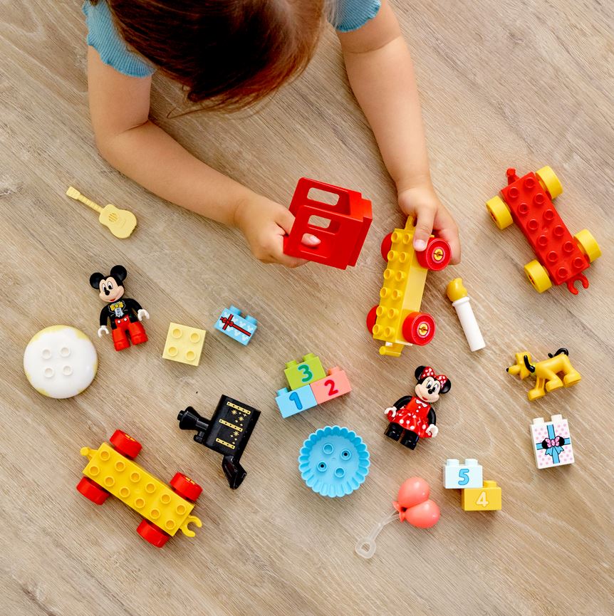Constructor LEGO DUPLO® | Disney Mickey and Friends Mickey & Minnie Birthday Train 10941, 22 pcs