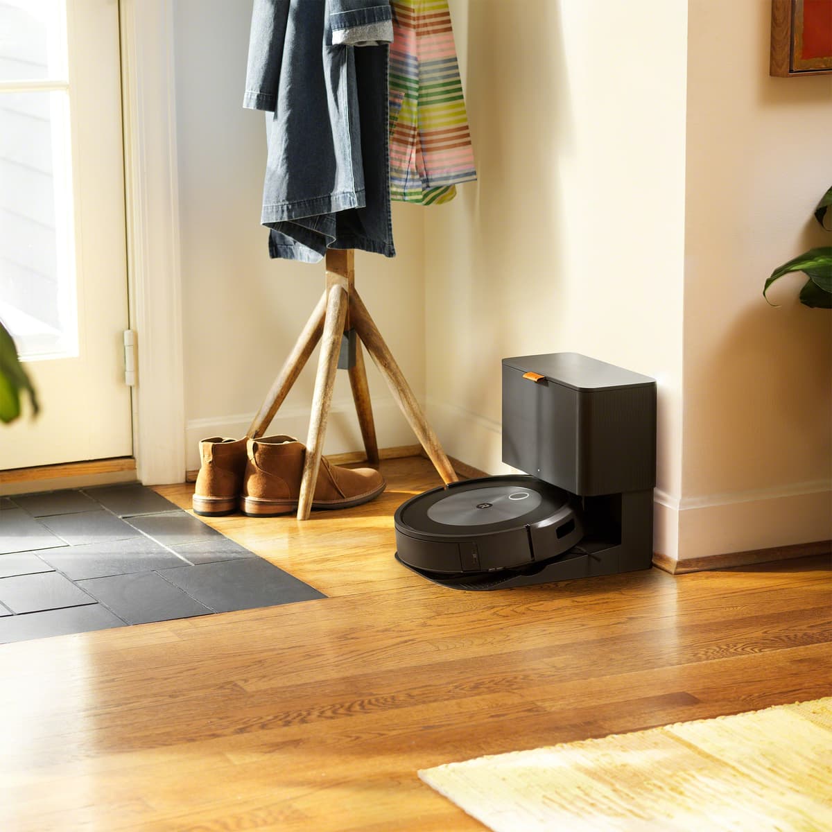 iRobot Roomba J7+ Robotic Vacuum Cleaner J755840 Grey