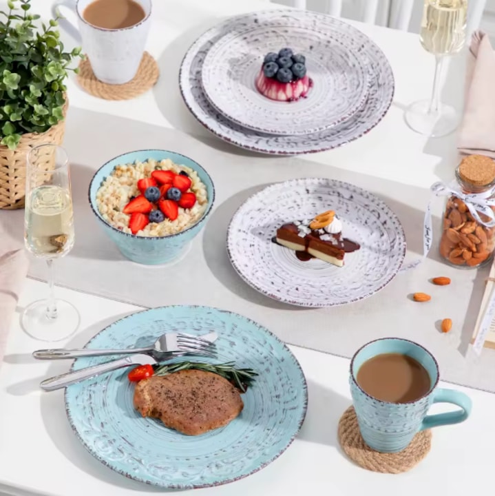 32-piece Dinnerware Set, Durable Ceramic Plates and Bowls for 8 People, Microwave and Oven Safe