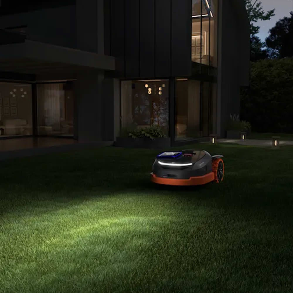 Segway Navimow X315E Robotic Lawn Mower, Black