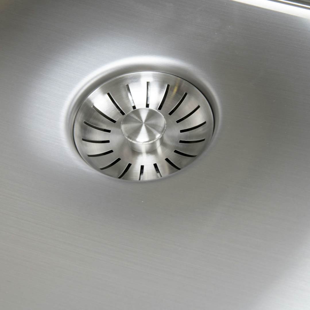 Strand Stainless SOLID Single Bowl Kitchen Sink with Clips 540x440mm